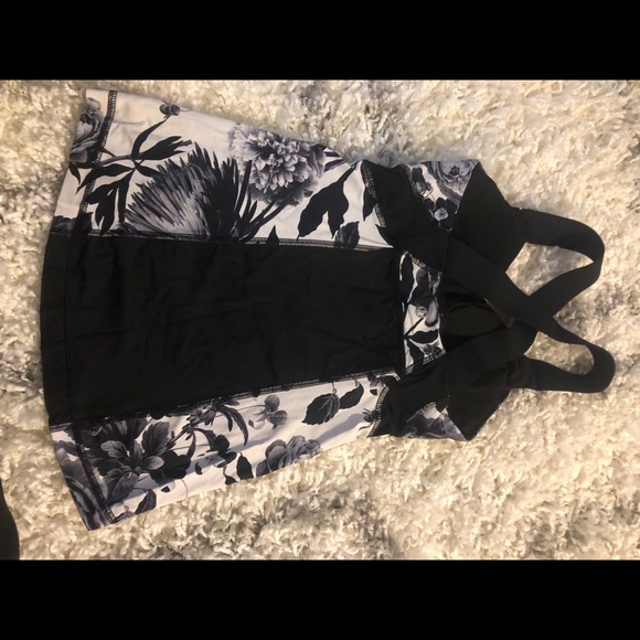 Lululemon Tank Top - Picture 3 of 3